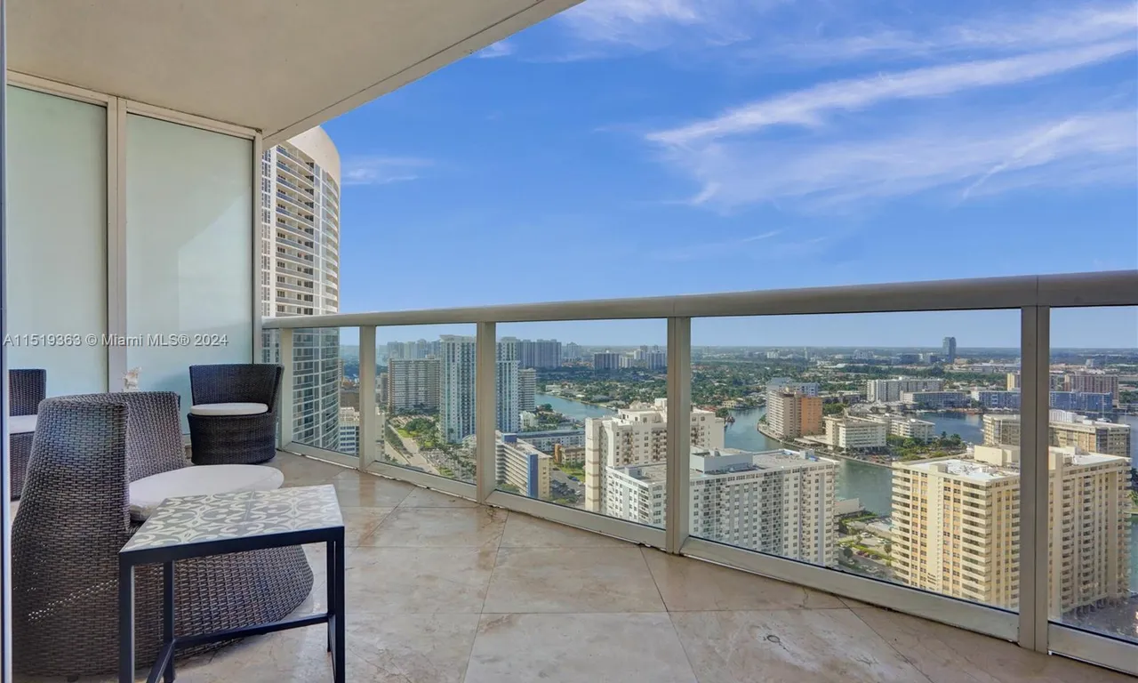 1800 S Ocean Dr # 3107, Hallandale Beach FL 33009