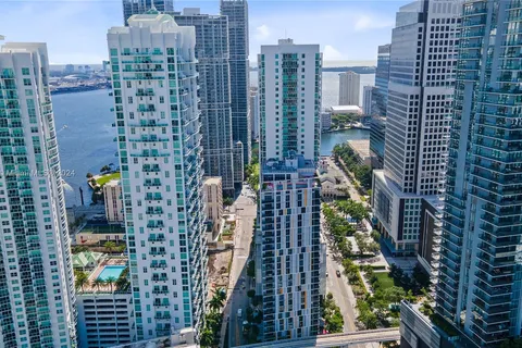 500 Brickell Ave # 2310, Miami FL 33131