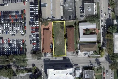 631 SW 5 st, Miami FL 33130