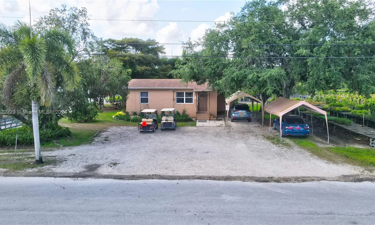 15500 SW 256th St, Homestead FL 33032