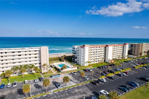 10152 S OCEAN DR # 213B, Jensen Beach FL 34957