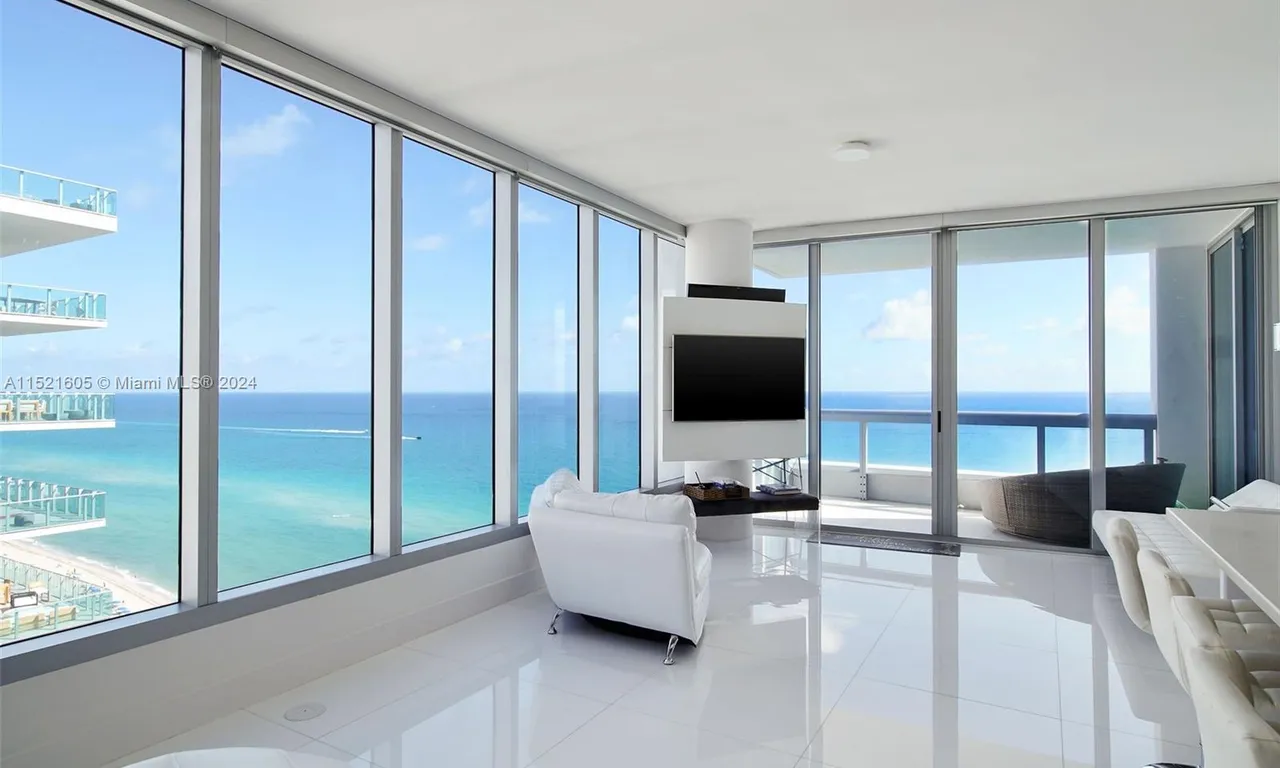 6899 Collins Ave # 1905, Miami Beach FL 33141