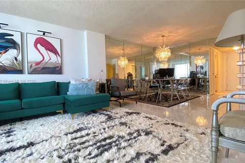 1904 S Ocean Dr # 1401, Hallandale Beach FL 33009