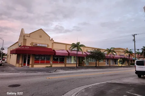 400 Palm Ave, Hialeah FL 33010