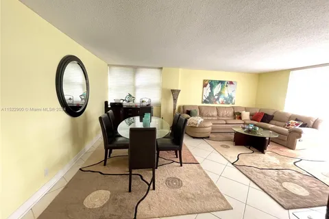 2030 S Ocean Dr # 327, Hallandale Beach FL 33009