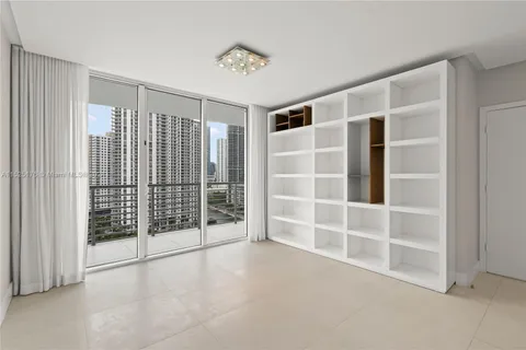 325 S Biscayne Blvd # 2019, Miami FL 33131