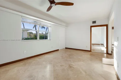 1239 Marseille Dr # 8, Miami Beach FL 33141