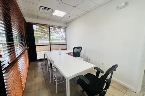 2555 Collins Ave # 7, Miami Beach FL 33140