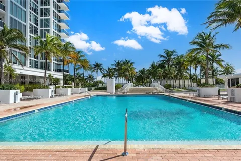 10275 Collins Ave # 217, Bal Harbour FL 33154