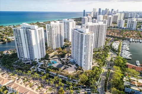 21205 Yacht Club Dr # 308, Aventura FL 33180