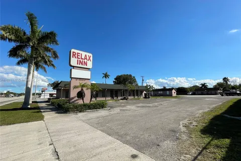 820 E SUGARLAND # 1, Clewiston FL 33440