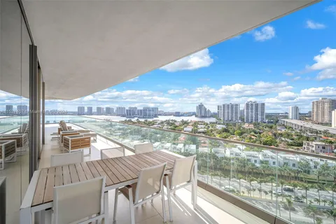 18975 Collins Ave # 1105, Sunny Isles Beach FL 33160