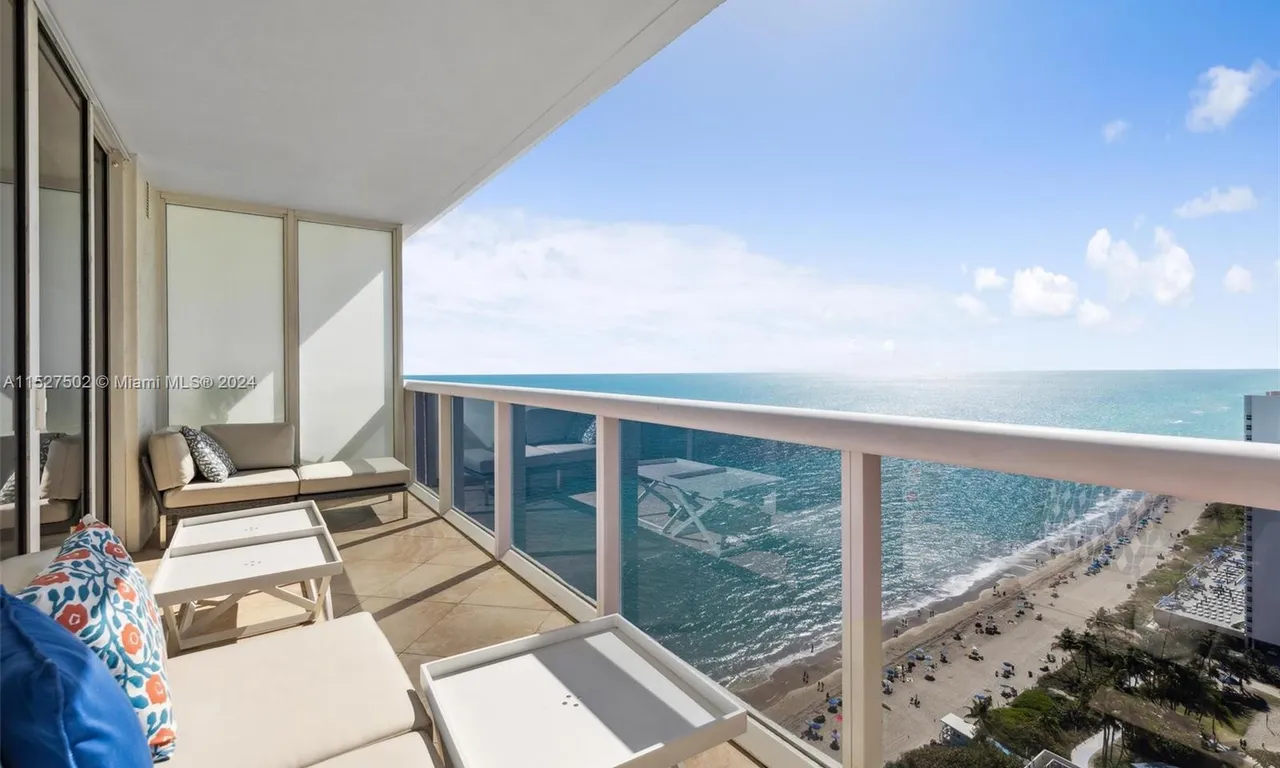 1830 S Ocean Dr # 2703, Hallandale Beach FL 33009