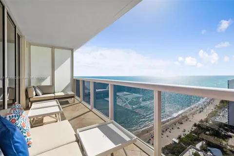 1830 S Ocean Dr # 2703, Hallandale Beach FL 33009