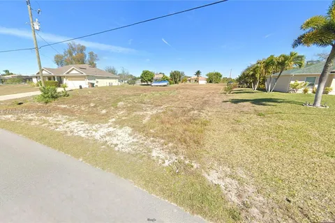 3405 SW 3 st, Cape Coral FL 33991