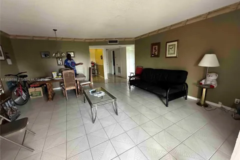 2061 NW 47th Ter # 405, Lauderhill FL 33313