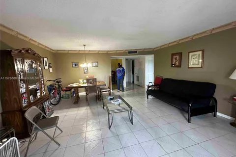 2061 NW 47th Ter # 405, Lauderhill FL 33313