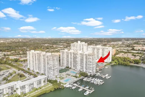 18071 Biscayne Blvd # 1401, Aventura FL 33160