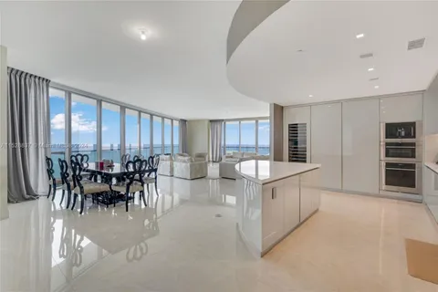 18975 Collins Ave # 2000, Sunny Isles Beach FL 33160