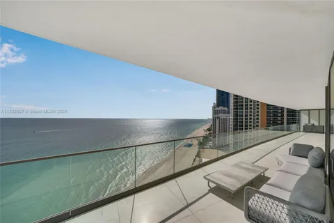 18975 Collins Ave # 2000, Sunny Isles Beach FL 33160