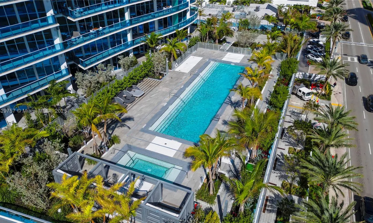 17550 Collins Avenue # 1502, Sunny Isles Beach FL 33160