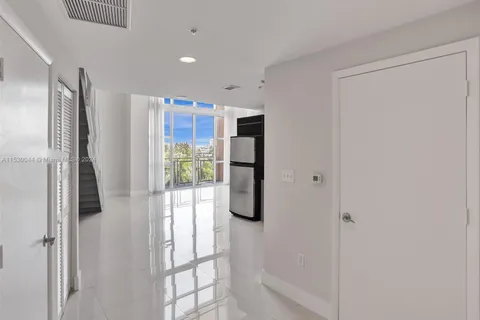 244 Biscayne Blvd # 439, Miami FL 33132