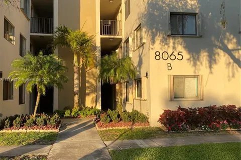 8065 SW 107th Ave # 208, Miami FL 33173