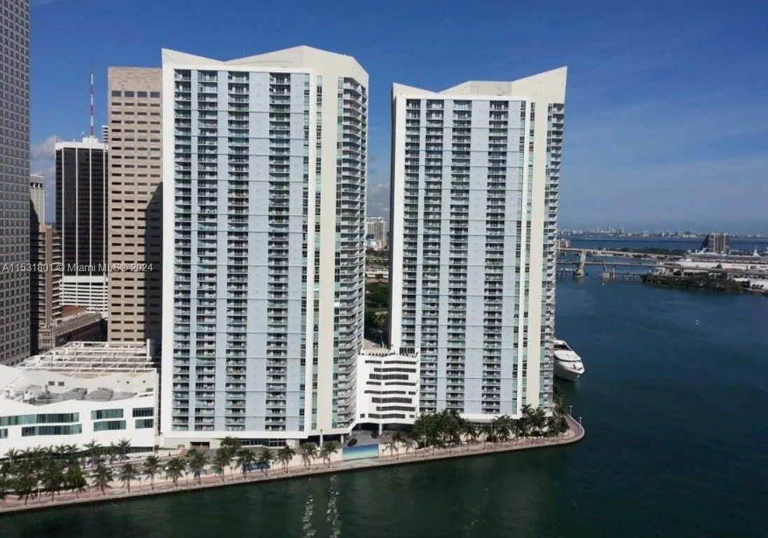 325 S Biscayne Blvd # 4322, Miami FL 33131