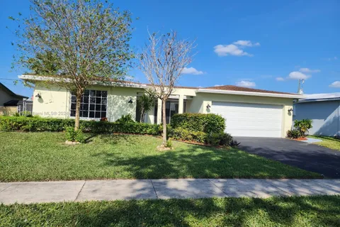 10551 Sunset Strip, Sunrise FL 33322