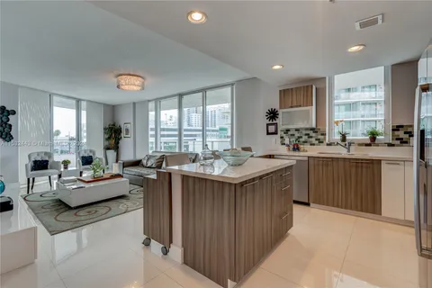 6700 Indian Creek Dr # 402, Miami Beach FL 33141