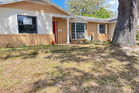 5607 Hollow Oak Road, Orlando FL 32808