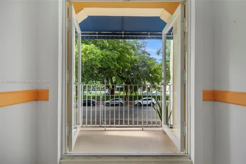 114 Antilla Ave, Coral Gables FL 33134