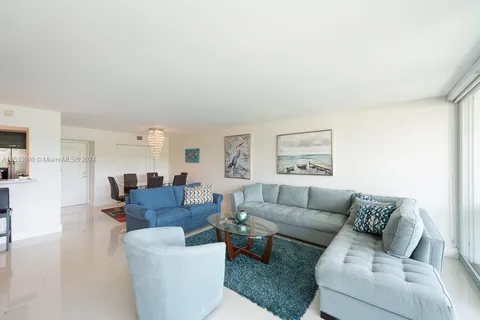 100 NE BAYVIEW DR # 226, Sunny Isles Beach FL 33160