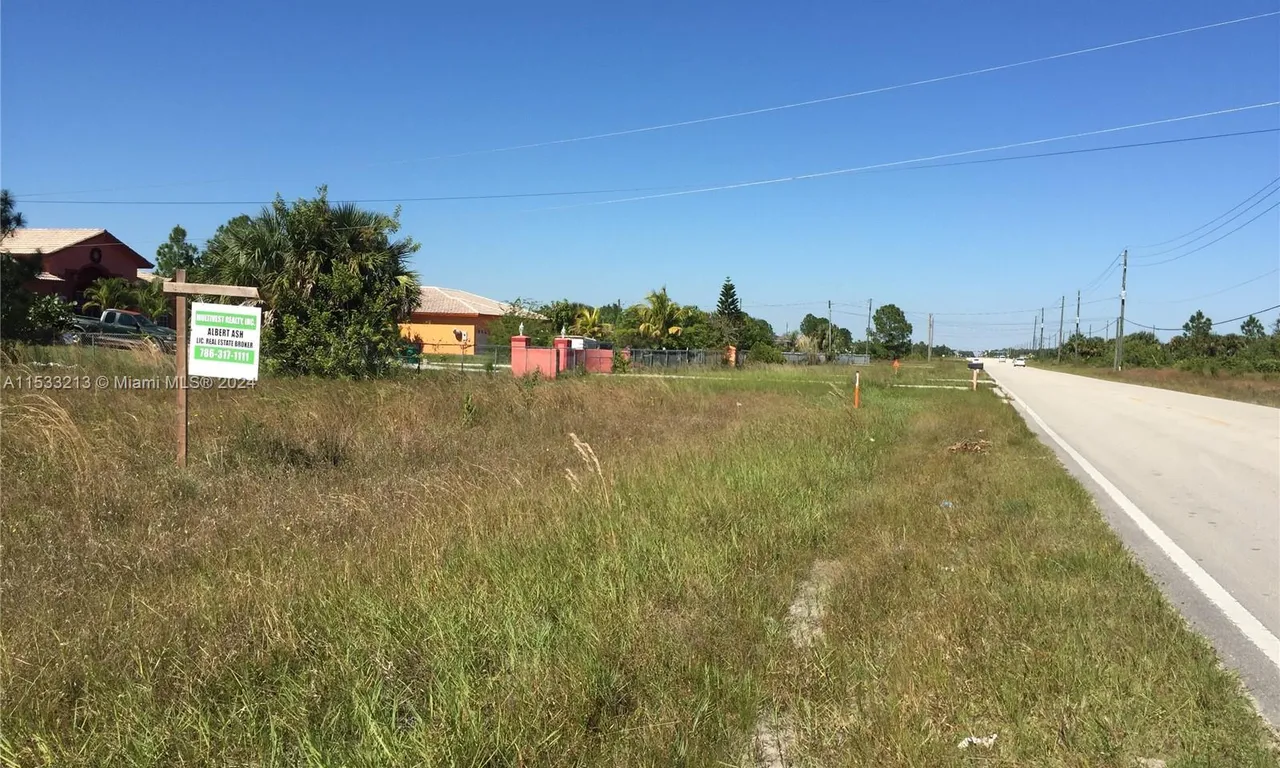 .000 000 64 N. E. AVE, Other City - In The State Of Florida FL 34120