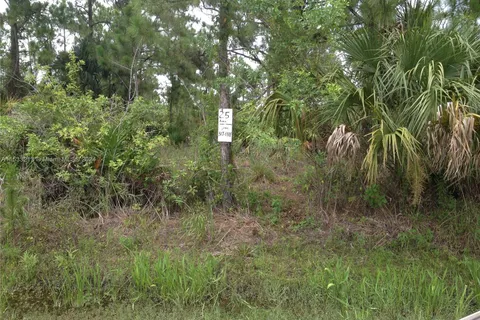 .000 000 64 N. E. AVE, Other City - In The State Of Florida FL 34120