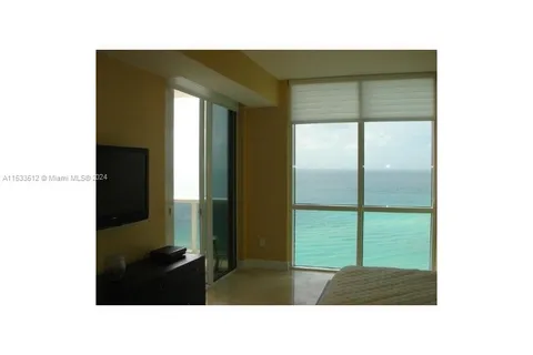 18101 SE COLLINS # 1707, Sunny Isles Beach FL 33160