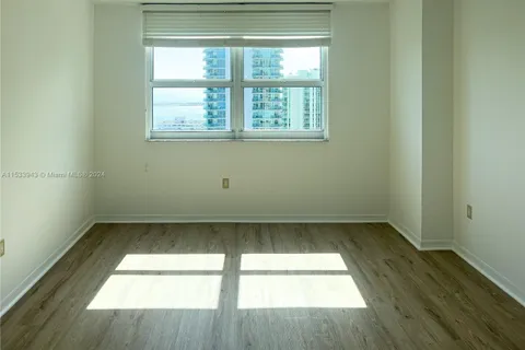 1155 Brickell Bay Dr # 2809, Miami FL 33131