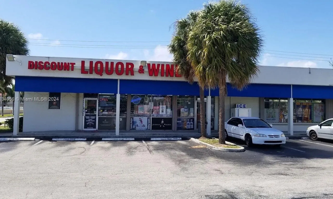 691 S Federal Hwy, Deerfield Beach FL 33441