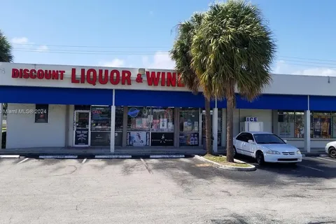 691 S Federal Hwy, Deerfield Beach FL 33441