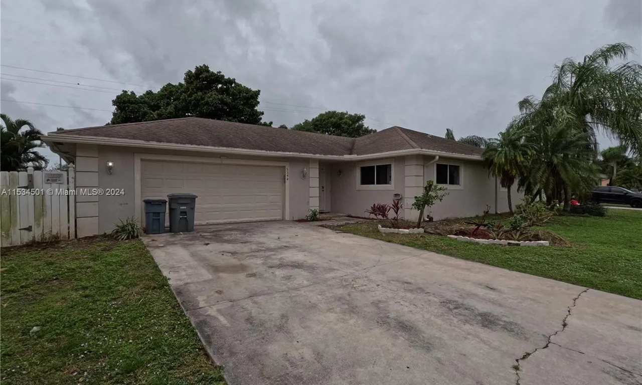 5344 Inwood Dr, Delray Beach FL 33484