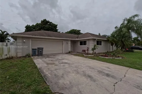 5344 Inwood Dr, Delray Beach FL 33484