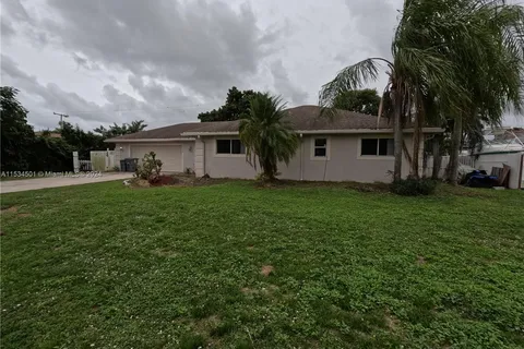 5344 Inwood Dr, Delray Beach FL 33484