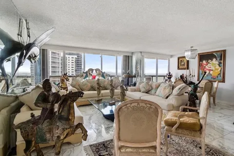 1717 N Bayshore Dr # 3451, Miami FL 33132