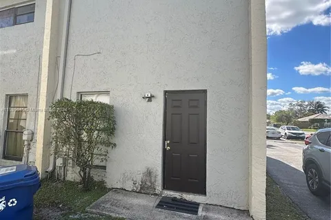 2310 NW 52nd Ave # 2310, Lauderhill FL 33313