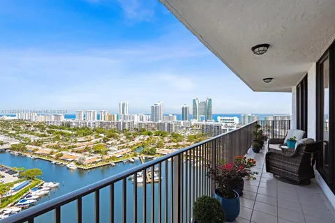 300 Three Islands Blvd # 2A, Hallandale Beach FL 33009