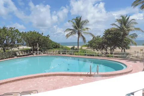 710 N Ocean Blvd # 202, Pompano Beach FL 33062