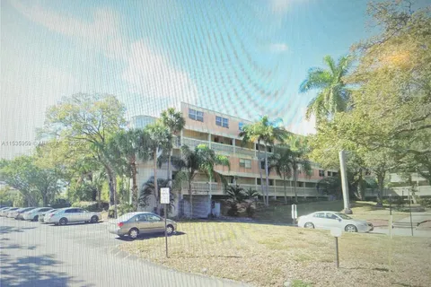 3301 Spanish Moss Ter # 218, Lauderhill FL 33319