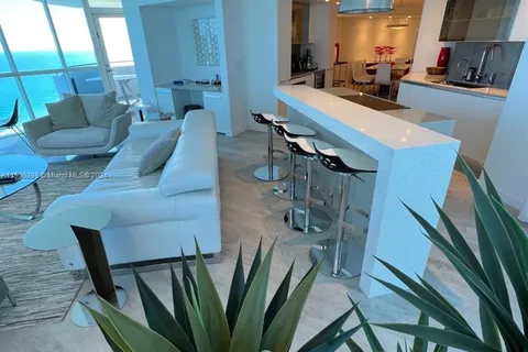 6301 Collins Ave # 3001, Miami Beach FL 33141