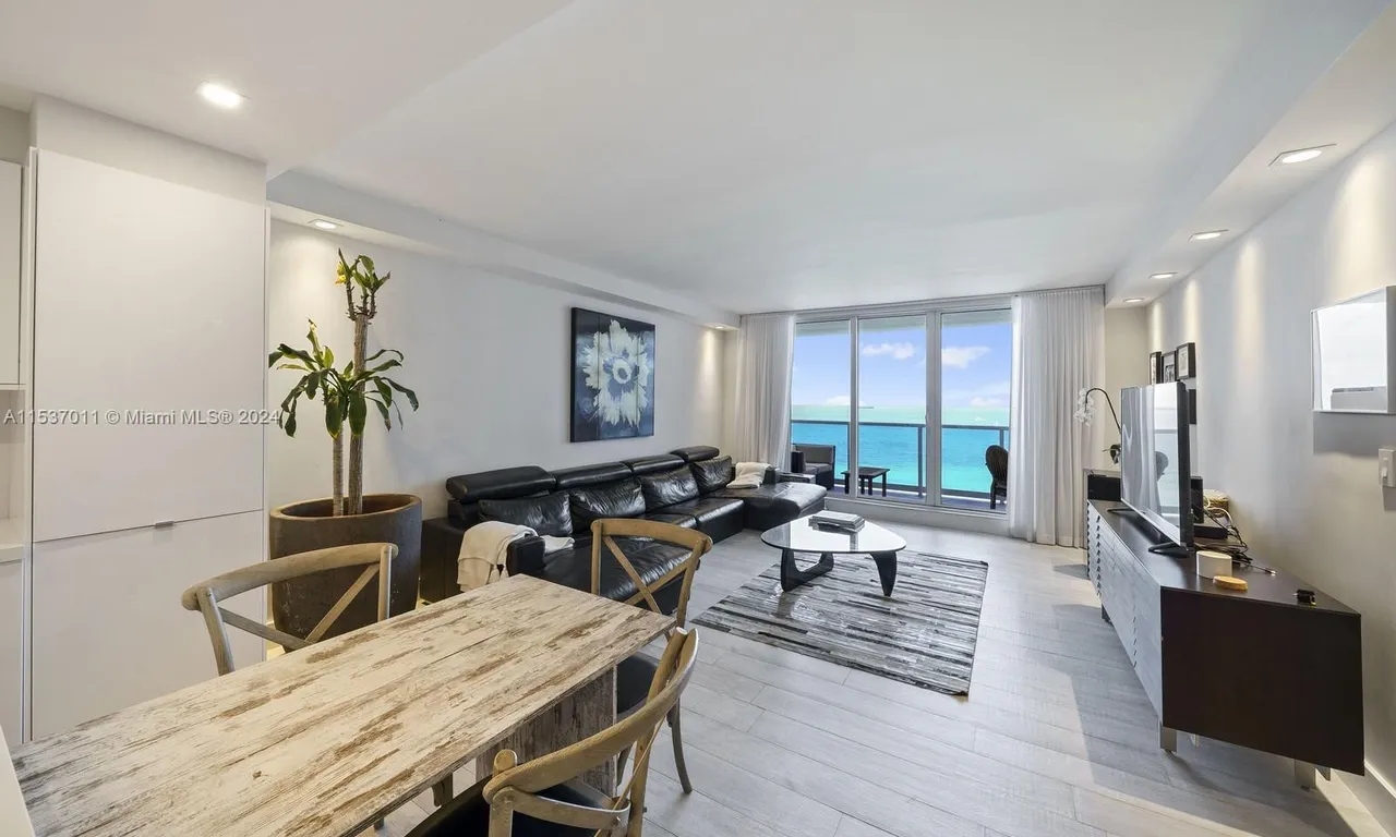 2301 Collins Ave # 24, Miami Beach FL 33139