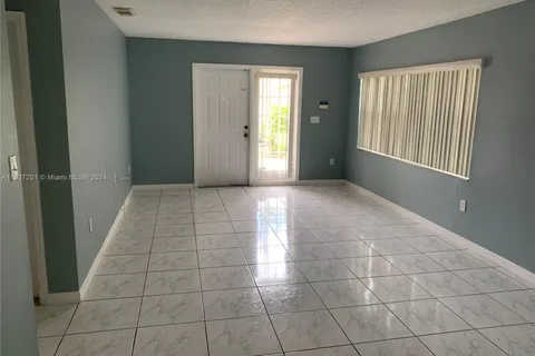 6856 SW 158 PL, Miami FL 33193